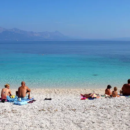 Family Friendly House With A Swimming Pool Sumartin, Brac - 16842 Hébergement de vacances Sumartin